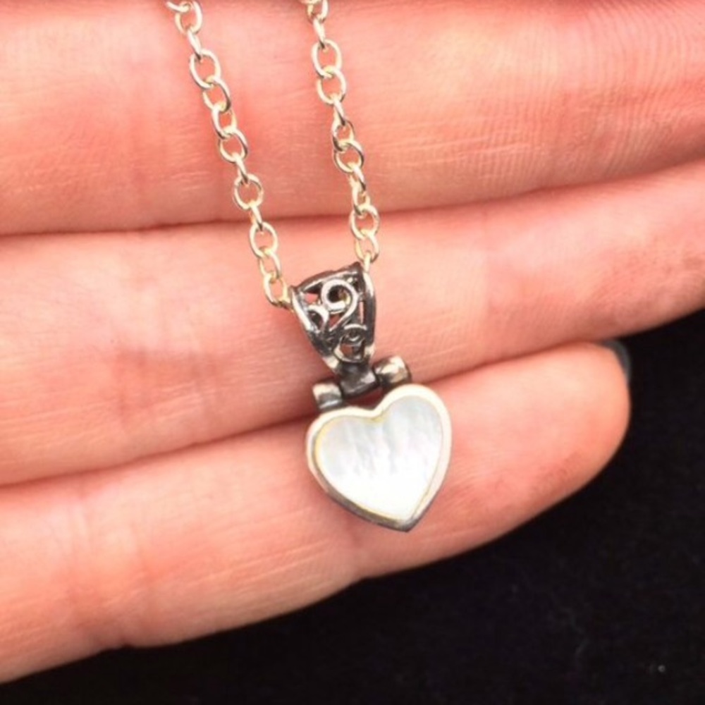 Vintage Silver & Mother Of Pearl 18 inch Necklace